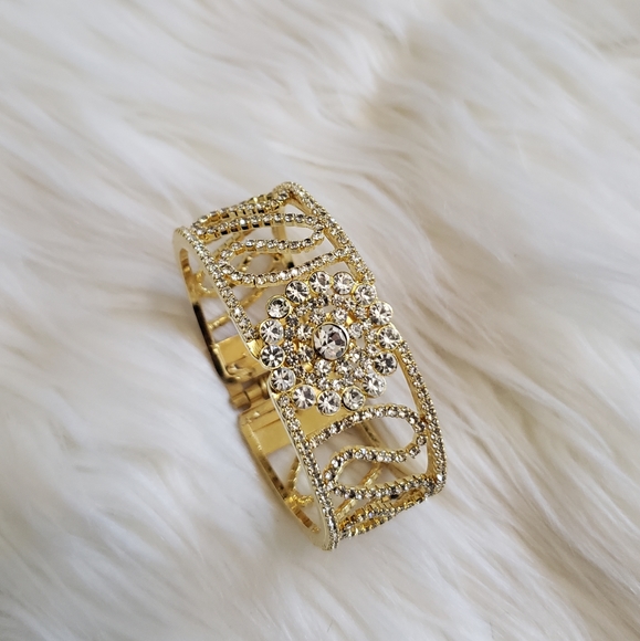 Like New Gold Bracelet! - Picture 8 of 8